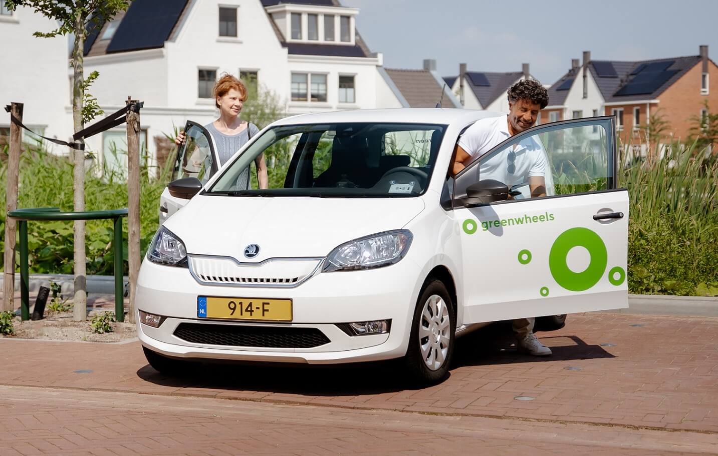 Vrijwillig Zichtbaar Zenuwinzinking Elektrisch rijden met Greenwheels | Elektrisch rijden