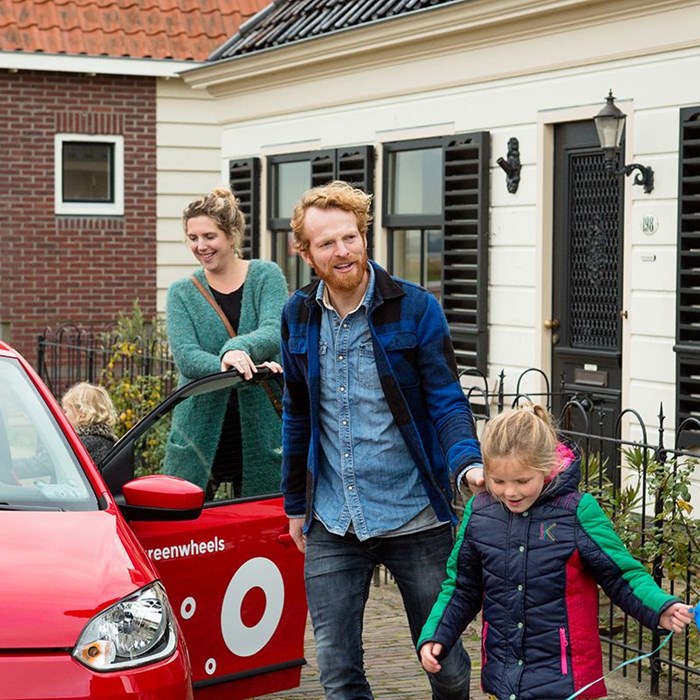 Greenwheels familie auto huren met deelauto op pad