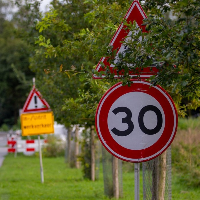 Verkeersborden Inrit wegverkeer 30 km zone