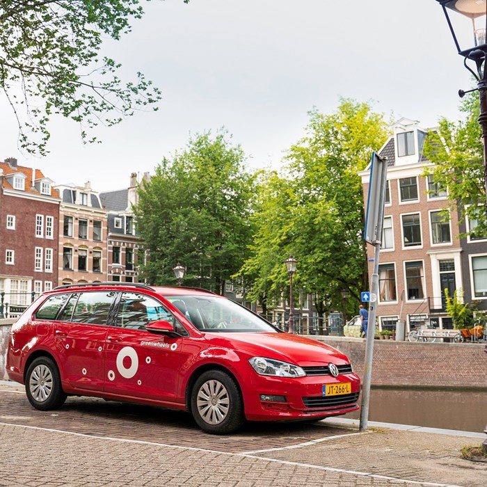 Auto delen Amsterdam autohuur variant stationwagen parkeren