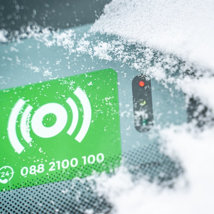 Greenwheels veilig rijden in de winter auto openen met kaart